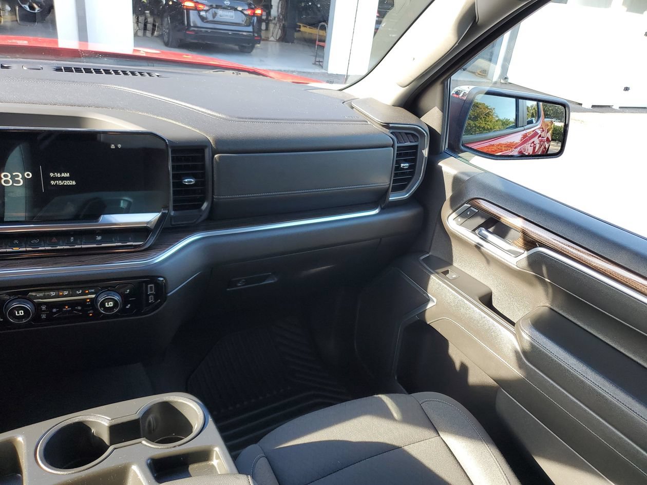 Used 2025 Chevrolet Silverado 1500 LT RWD image 15