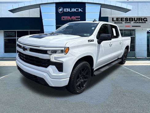 Used 2023 Chevrolet Silverado 1500 RST w/ Z71 Off-Road Package AWD/4WD image 3
