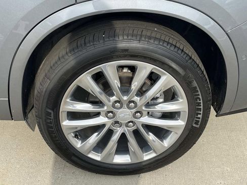 Certified 2022 Cadillac XT6 Premium Luxury w/ Technology Package image 11