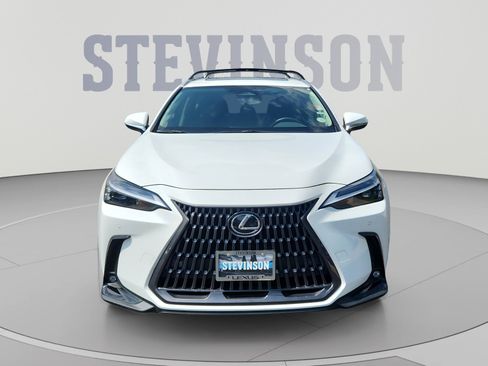 Certified 2026 Lexus NX 350 AWD w/ Accessory Package (2T) image 8