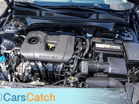 Used 2019 Kia Forte LXS FWD image 40