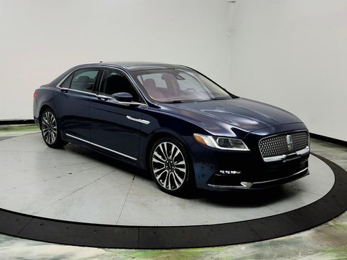 Used 2018 Lincoln Continental Reserve AWD/4WD image 3