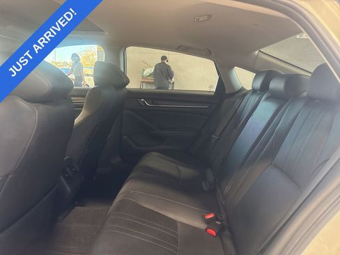 Used 2020 Honda Accord Touring image 5