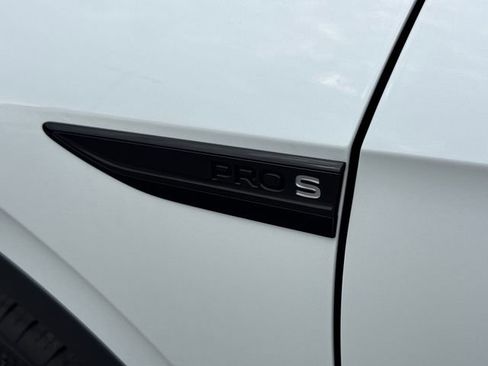 New 2026 Volkswagen ID.4 Pro S image 13