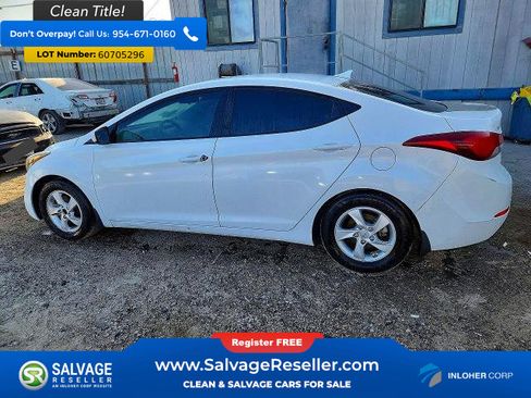 Used 2015 Hyundai Elantra SE FWD image 3