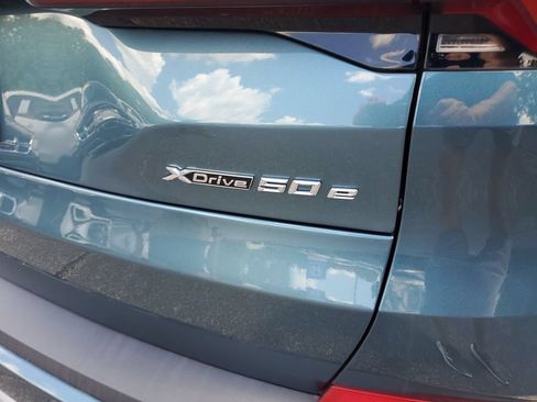 Used 2025 BMW X5 xDrive50e AWD/4WD image 8