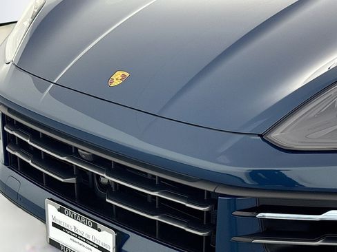 Used 2024 Porsche Cayenne image 12
