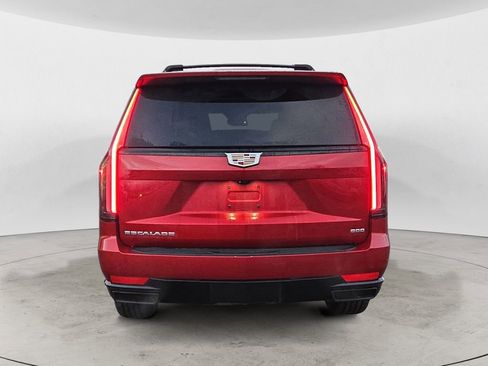 Certified 2022 Cadillac Escalade Sport image 4