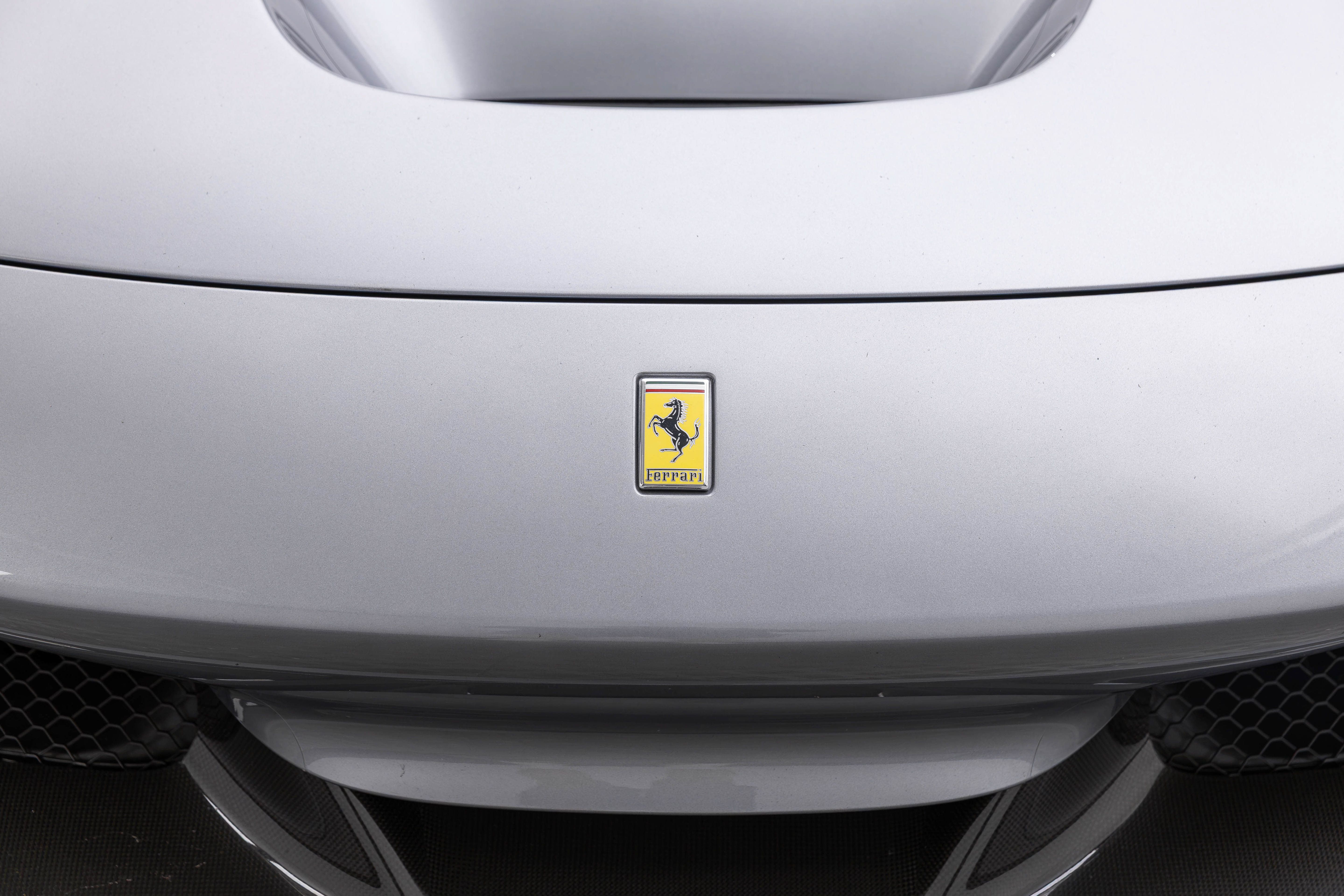 Used 2020 Ferrari F8 Tributo RWD image 58