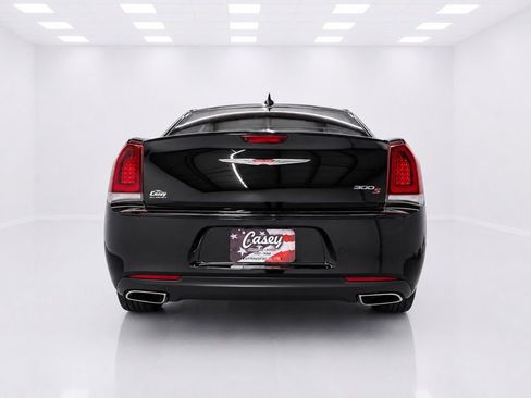 Used 2023 Chrysler 300 S RWD image 12