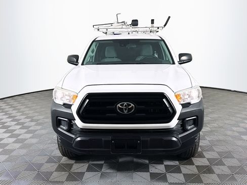 Used 2020 Toyota Tacoma SR image 2