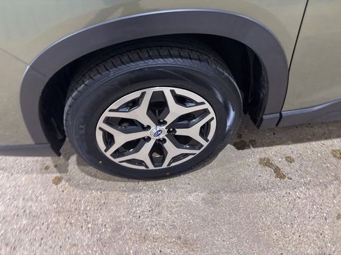 Used 2019 Subaru Forester Premium w/ Popular Package #1 image 12