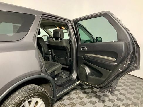 Used 2019 Dodge Durango SXT w/ 3rd Row Seating Group AWD/4WD image 31