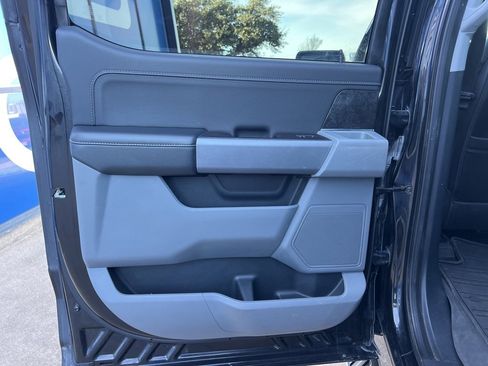 Used 2021 Ford F150 XLT w/ Equipment Group 302A High image 18