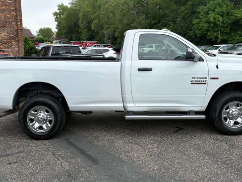 Used 2018 RAM 2500 Tradesman w/ Chrome Appearance Group AWD/4WD image 9