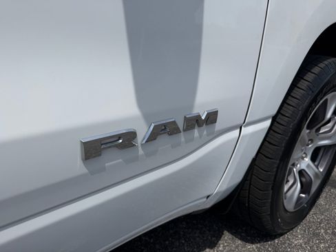 Used 2024 RAM 1500 Laramie RWD image 22