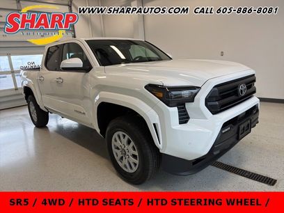 New 2025 Toyota Tacoma SR5