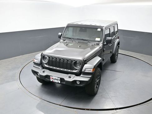 New 2026 Jeep Wrangler Unlimited Sport AWD/4WD image 32