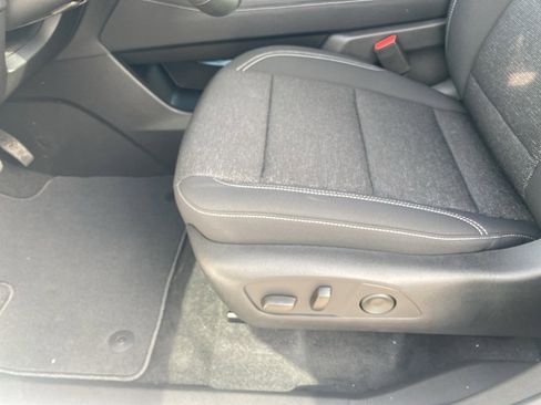 Used 2026 Chevrolet Traverse LT image 28