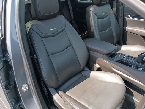 Used 2022 Cadillac XT5 Premium Luxury w/ Technology Package image 31