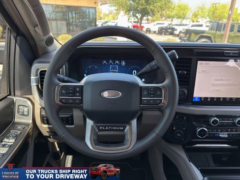 Used 2026 Ford F450 Platinum w/ Platinum Plus Package image 32