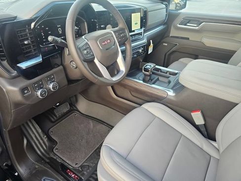 New 2026 GMC Sierra 1500 SLT AWD/4WD image 18