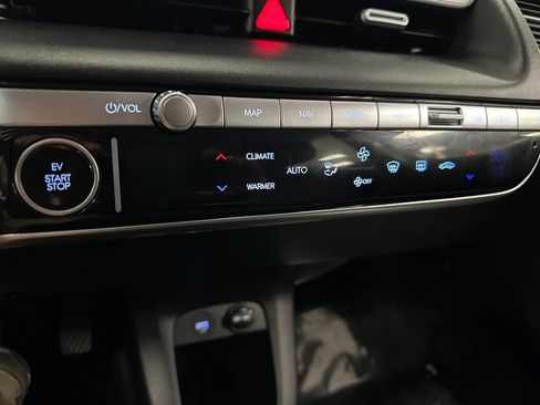 Used 2023 Hyundai Ioniq 5 SE image 20