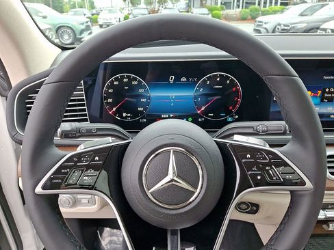 New 2026 Mercedes-Benz GLE 450 4MATIC image 15