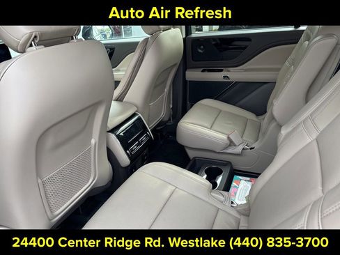 Used 2024 Lincoln Aviator Reserve w/ Equipment Group 201A image 15
