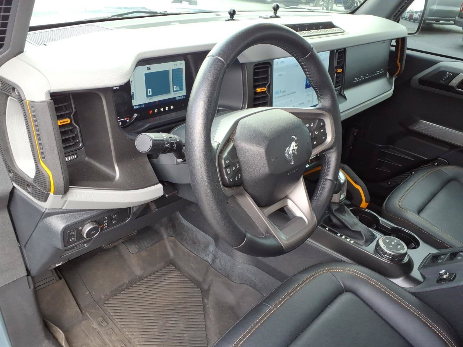 Used 2022 Ford Bronco Badlands w/ Sasquatch Package AWD/4WD image 21