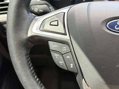 Used 2020 Ford Edge SEL w/ Convenience Package image 16