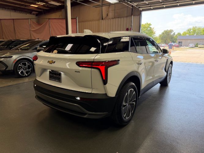 Used 2024 Chevrolet Blazer EV LT AWD/4WD image 5