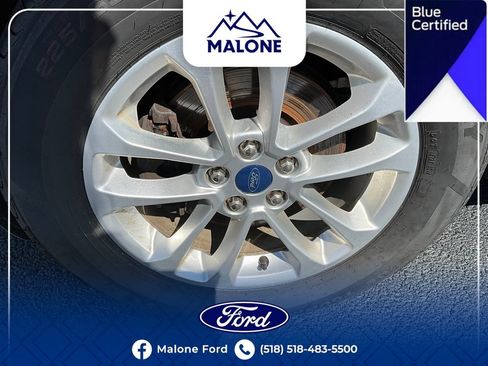 Certified 2022 Ford Escape SE w/ Cold Weather Package AWD/4WD image 13