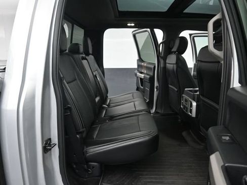 Used 2018 Ford F150 Lariat w/ Equipment Group 502A Luxury AWD/4WD image 26
