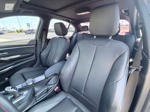 Used 2017 BMW 330i Sedan RWD image 22