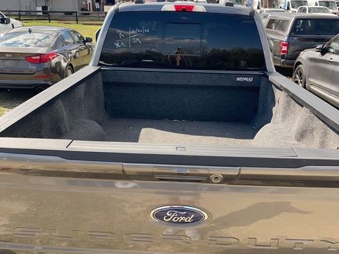 Used 2024 Ford F250 Lariat w/ Chrome Package image 7