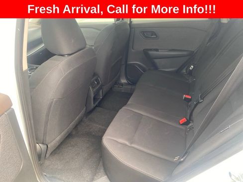 Used 2023 Nissan Rogue S FWD image 9