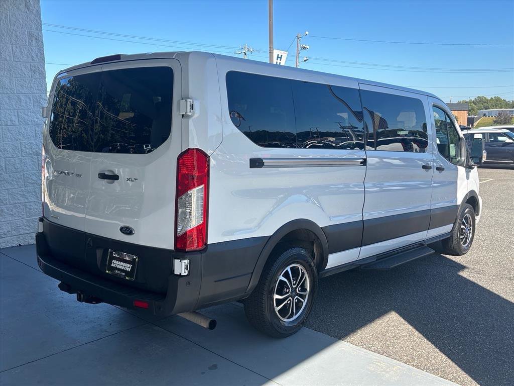 Used 2022 Ford Transit 350 XLT RWD image 26