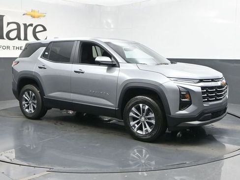 New 2026 Chevrolet Equinox LT w/ Safety and Technology Package FWD image 6