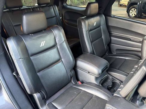 Used 2019 Dodge Durango R/T w/ Technology Group RWD image 23