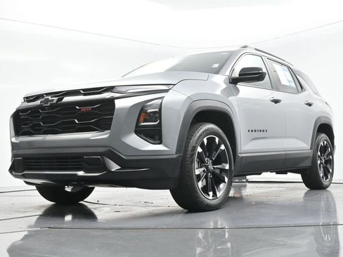 Used 2025 Chevrolet Equinox RS w/ Safety and Technology Package FWD image 48