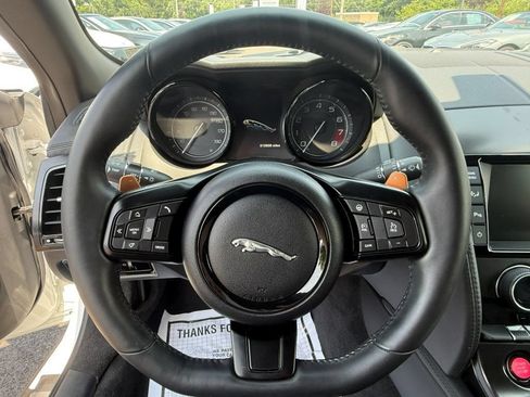 Used 2015 Jaguar F-TYPE S RWD image 11