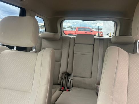 Used 2021 Jeep Grand Cherokee Laredo image 17