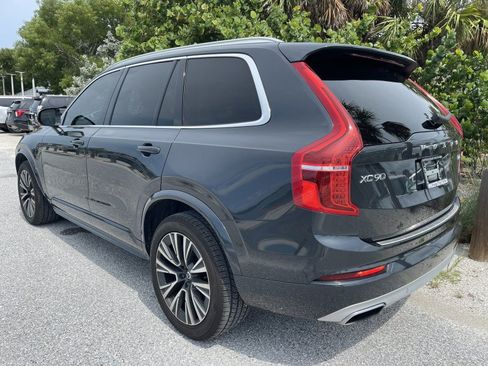 Used 2021 Volvo XC90 T6 Momentum w/ Protection Package Premier AWD/4WD image 5