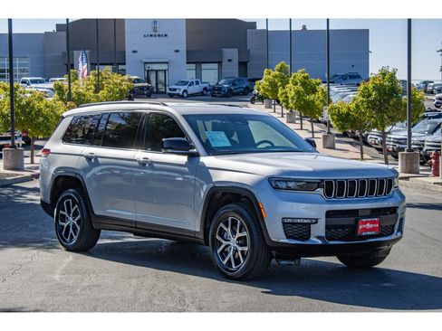 Used 2024 Jeep Grand Cherokee L Limited AWD/4WD image 2
