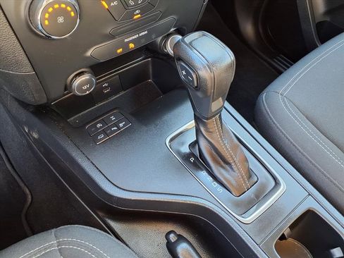 Used 2019 Ford Ranger XL w/ Equipment Group 101A Mid image 9