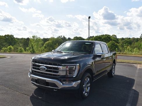 Used 2021 Ford F150 Lariat w/ Equipment Group 502A High AWD/4WD image 7