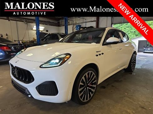 Used 2023 Maserati Grecale Modena AWD/4WD image 1
