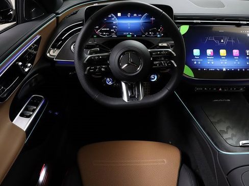 New 2026 Mercedes-Benz E 53 AMG e 4MATIC Sedan image 17