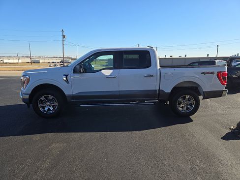 Certified 2022 Ford F150 XLT w/ Equipment Group 302A High image 8